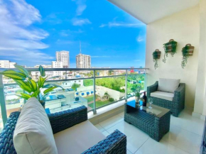 Upscale City Center Apt, Pool